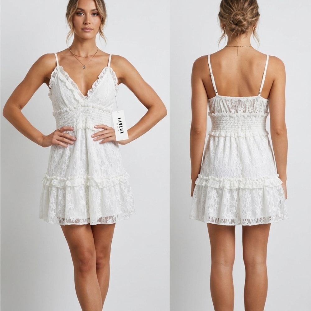 Elegant White Lace Dress brand new never worn size small brand favlux